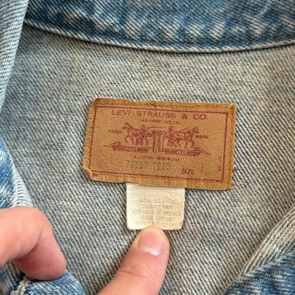 Vintage Levi's Womens Medium Denim Vest Jacket 76589-1212 Motorcycle Harley - Picture 3 of 9